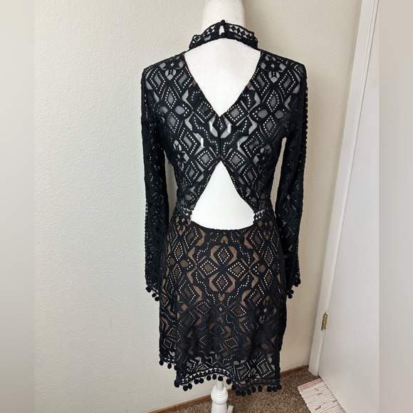 FOR LOVE & LEMONS Black Lace Pattern Open Back Mini Sheath Dress Boho GUC - Picture 4 of 12